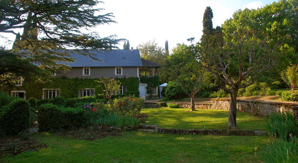 Domaine Le Peyrou Bed & Breakfast Luzech Ngoại thất bức ảnh
