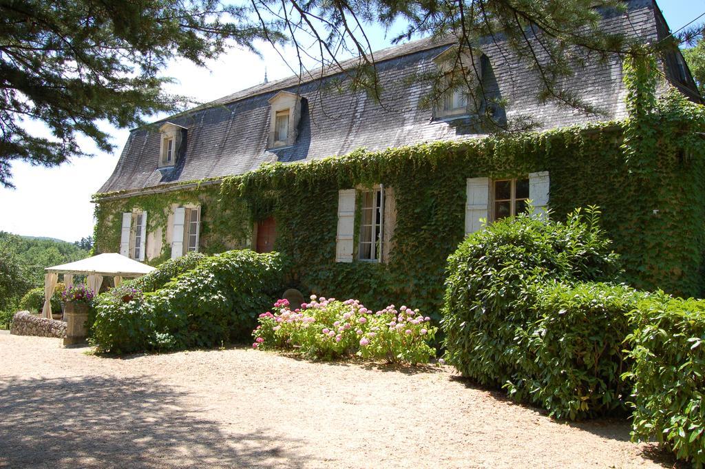 Domaine Le Peyrou Bed & Breakfast Luzech Ngoại thất bức ảnh
